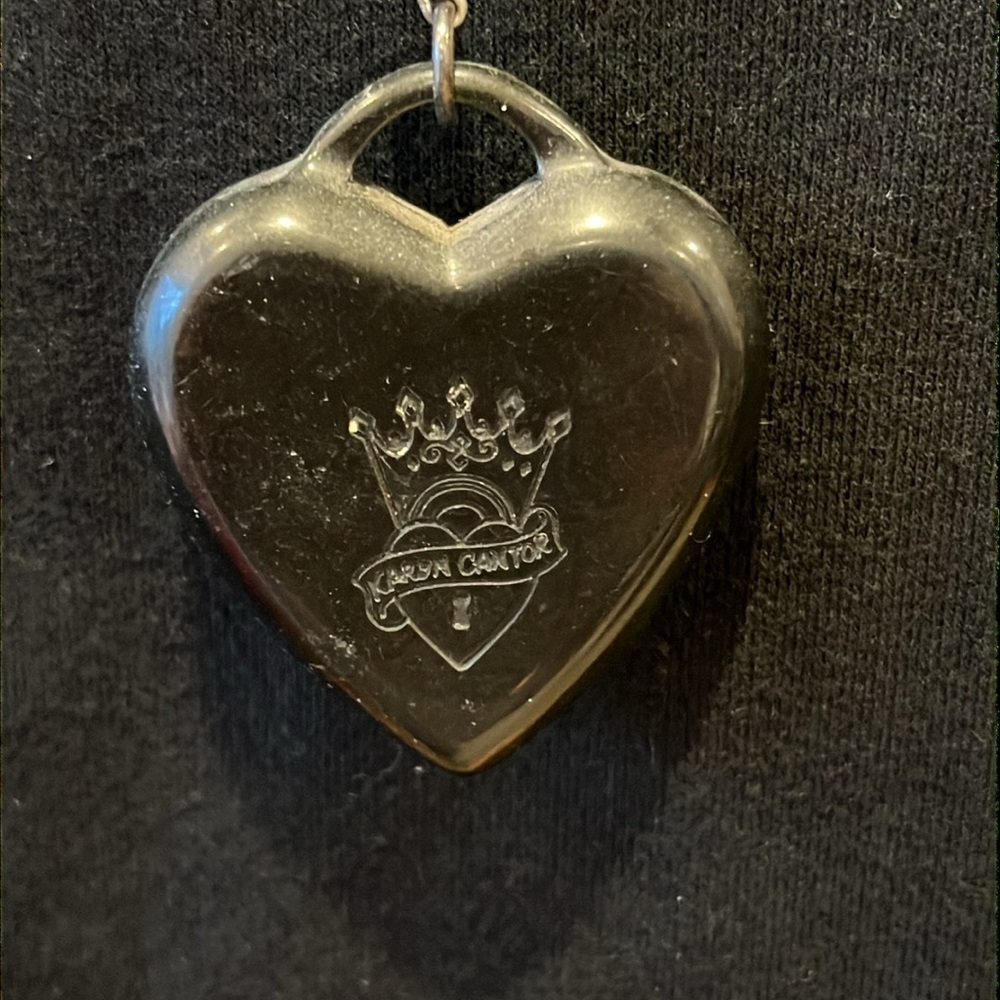 🦌🥑Black Beaded Heart Pendant Necklace with Gold Accent bird - Picture 5 of 7